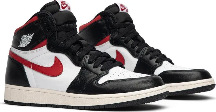 Air Jordan 1 Retro High OG GS Gym Red Sneakers, red