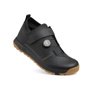 Stamp Trail BOA® Flat Shoes - Black/Gold